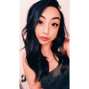 Meet your Posher, Evelyn